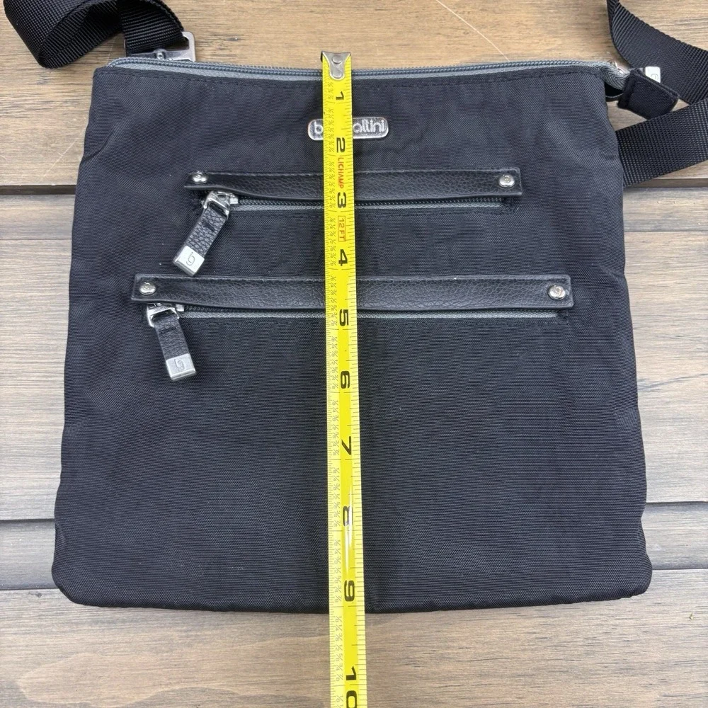 Baggallini messenger bag handbag crossbody Zipper Tote‎